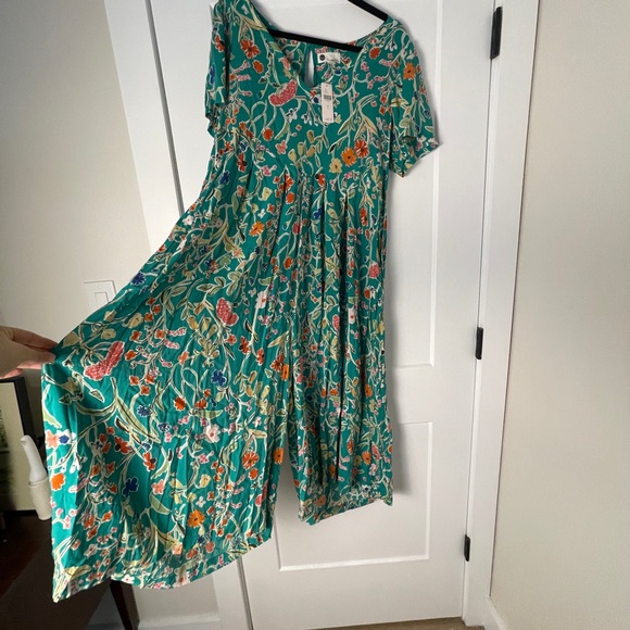 Floral Green Jumpsuit - Picture 3 of 5